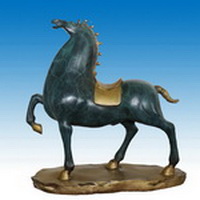Brass horse CA-046